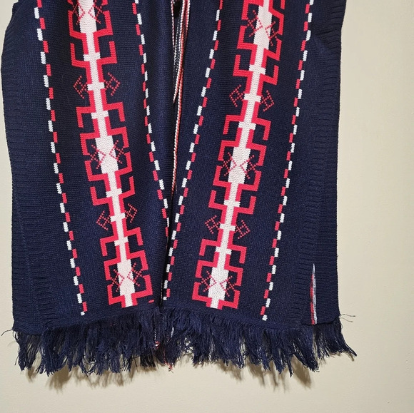 Vintage 70's Poncho Shawl Sweater Boho One Size Fits Most Navy Blue Red Knit - Picture 2 of 5